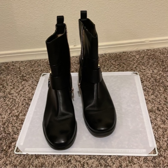 Michael kors boots - Picture 2 of 12